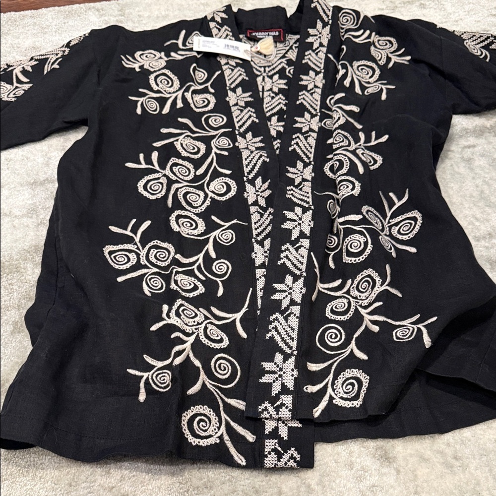 Johnny Was Black Kimono with White Embroidery NWT SIZE M
